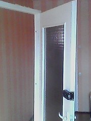 продаю дверь входную